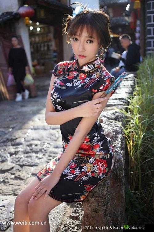 :乖乖女私下超:三天没被操就找人操